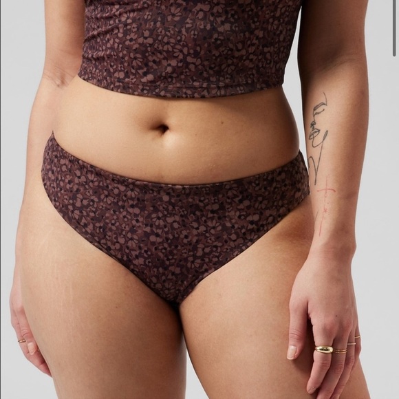 NWT Athleta Bikini Bottom In Camo Flora Decadent Chocolate Size Large - Picture 1 of 8